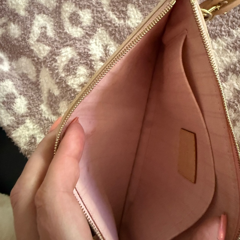 Louis Vuitton Damier Azur Check Wristlet Clutch in Cream, Gray and Pink Trim - Picture 5 of 6